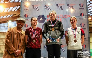 672e2f3fe313e_podiumfilles.jpg